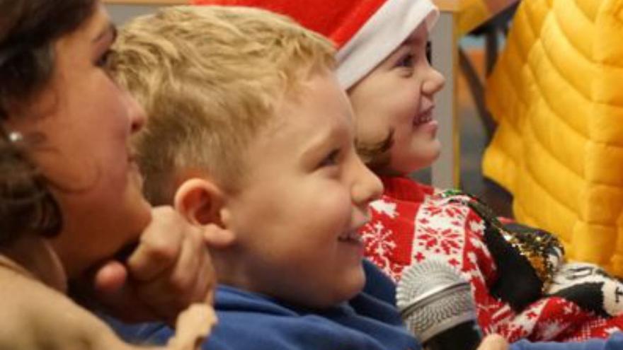 Pequeños de Abegondo hablan con Papá Noel por videoconferencia