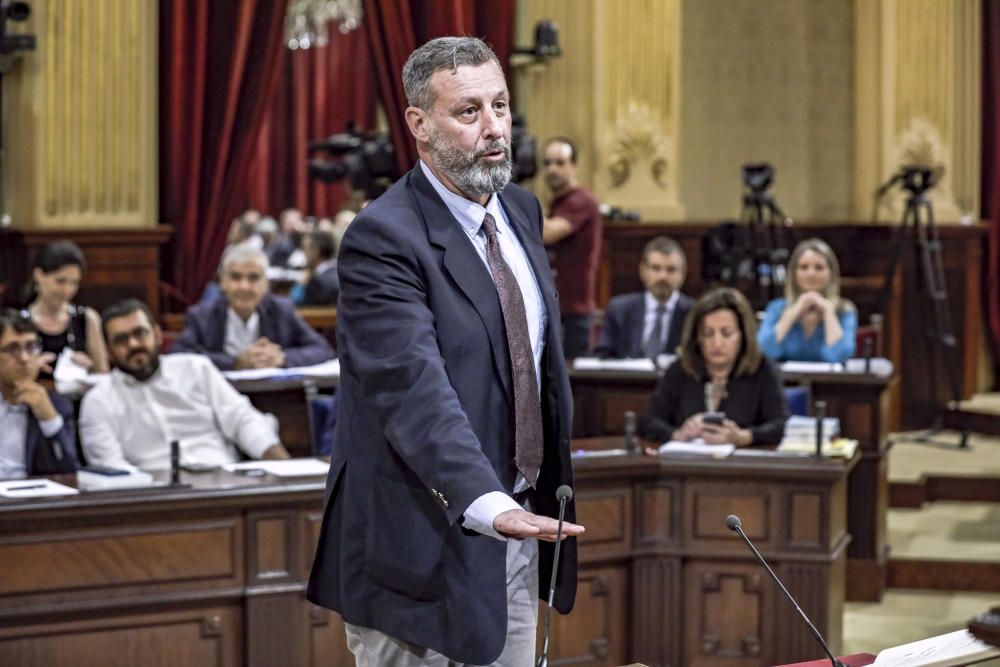 Pleno del Parlament constitución de la nueva mesa