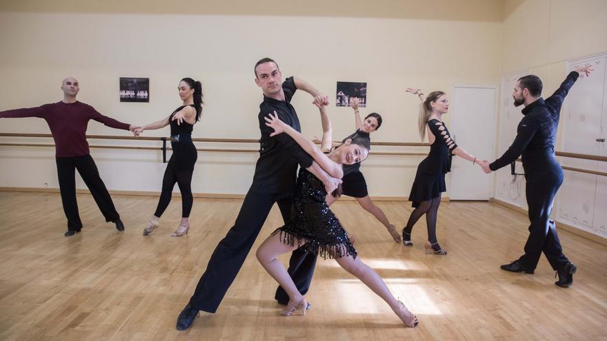 El Conservatorio de Danza impide sin dar explicaciones que dos alumnas realicen las prácticas obligatorias para finalizar sus estudios