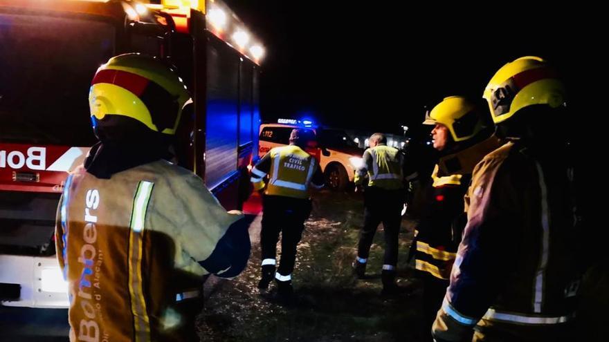 Una mujer herida en un accidente de tráfico en Sax