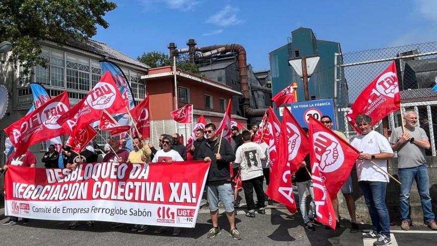 Los sindicatos cifran en el 100% la huelga en Ferroglobe