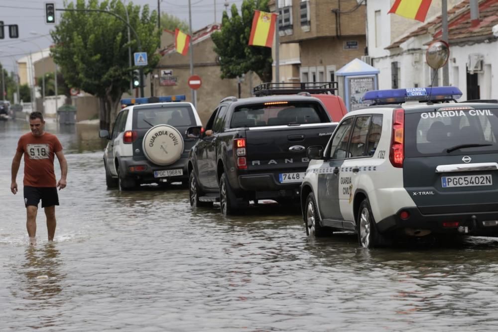 Mas de 400 vecinos de El Raal siguen aislados en sus casas