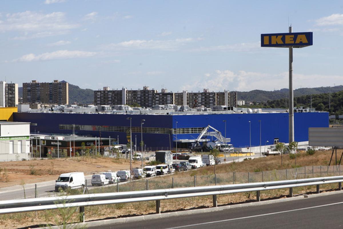 El nou Ikea de Sabadell. El nou Ikea de Sabadell.