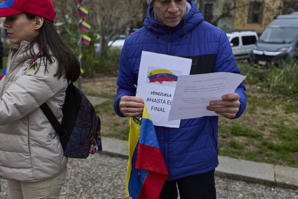 La concentració de veneçolans a Girona en imatges