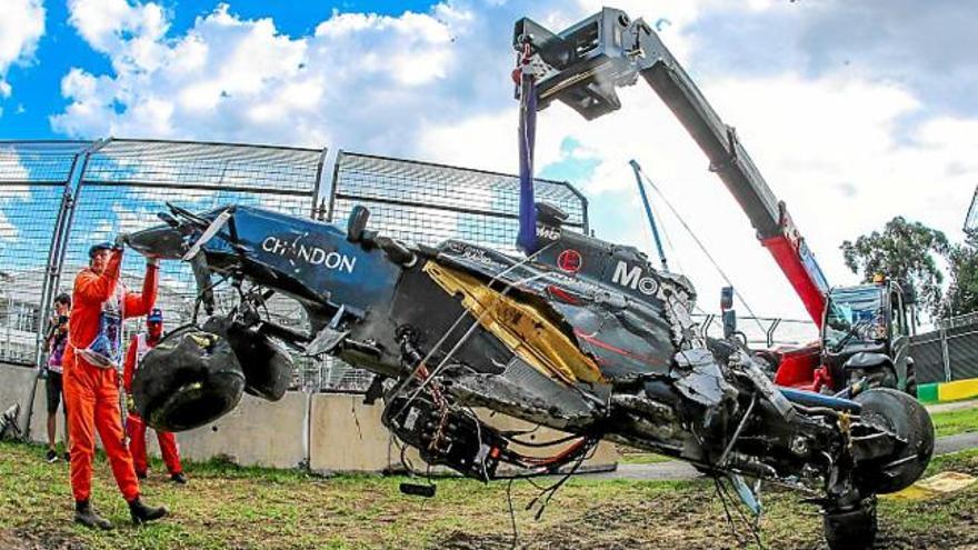 El McLaren de Fernando Alonso va quedar destrossat