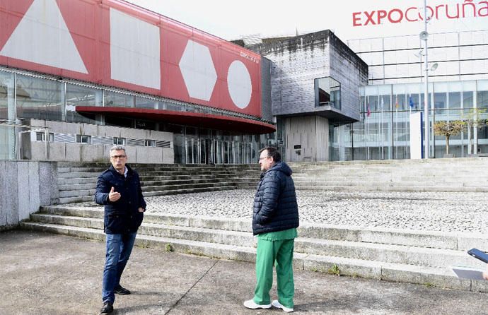 El gerente del área sanitaria visita Expocoruña