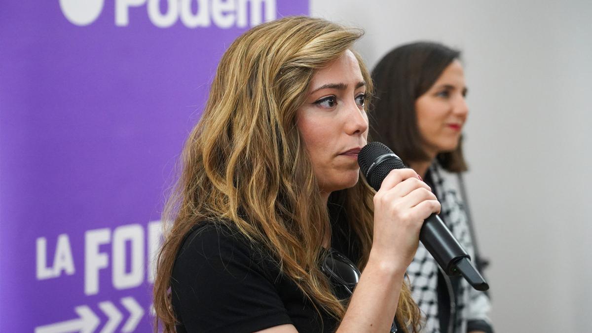 La secretaria general de Podemos, Ione Belarra, y la coordinadora general de Podem País Valencià y portavoz de Podemos, María Teresa Pérez, en una imagen de archivo.
