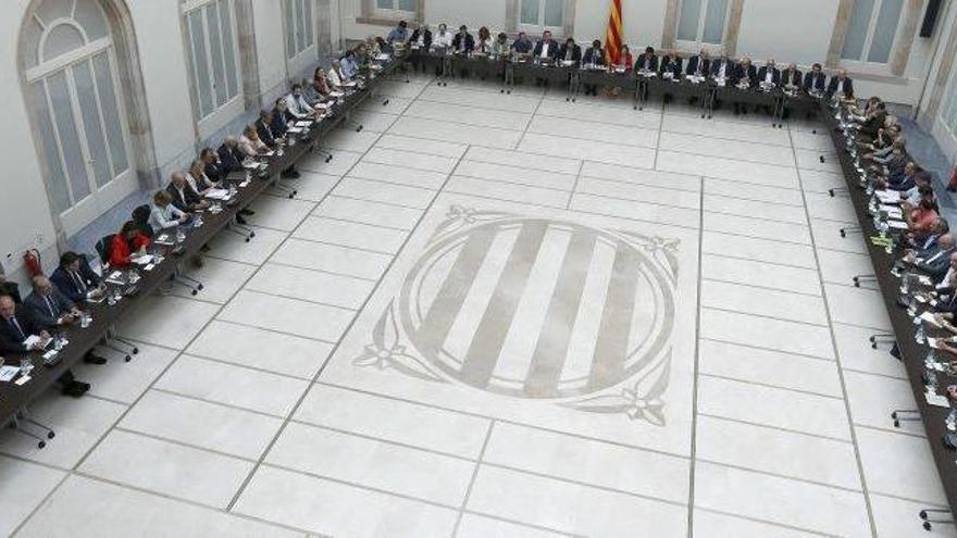 Vista general de la reunió d&#039;ahir el Pacte Nacional pel Referèndum