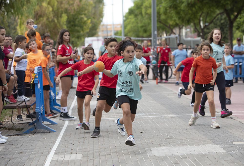 El BM Morvedre toma la calle en el Port de Sagunt