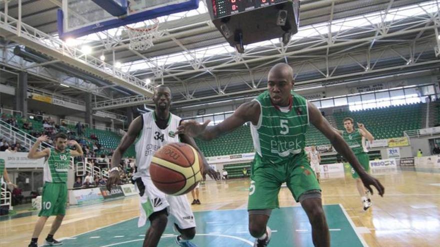 El Cáceres pierde su primer partido de la LEB Plata