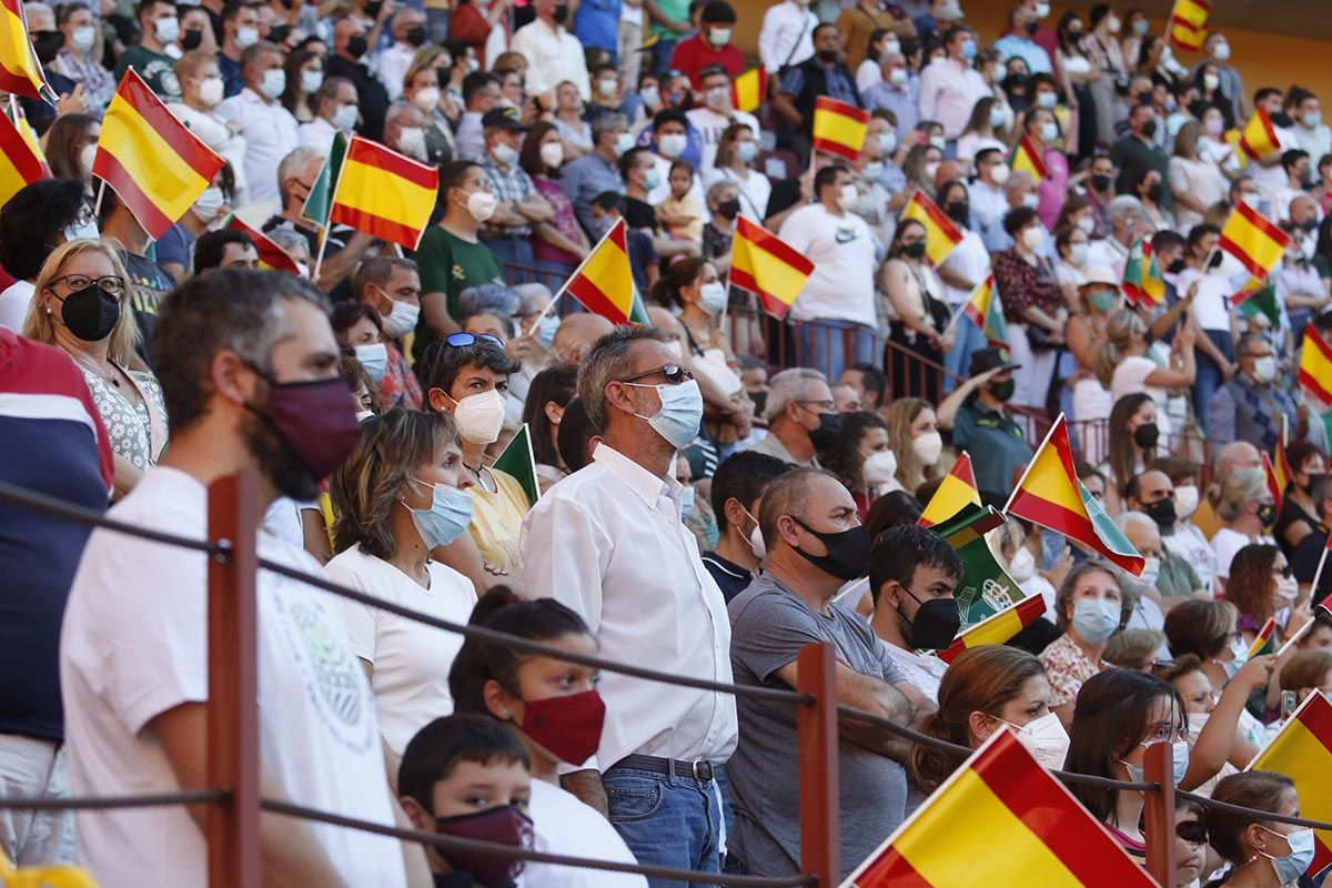 Exhibición de la Guardia Civil en la plaza de toros de Córdoba