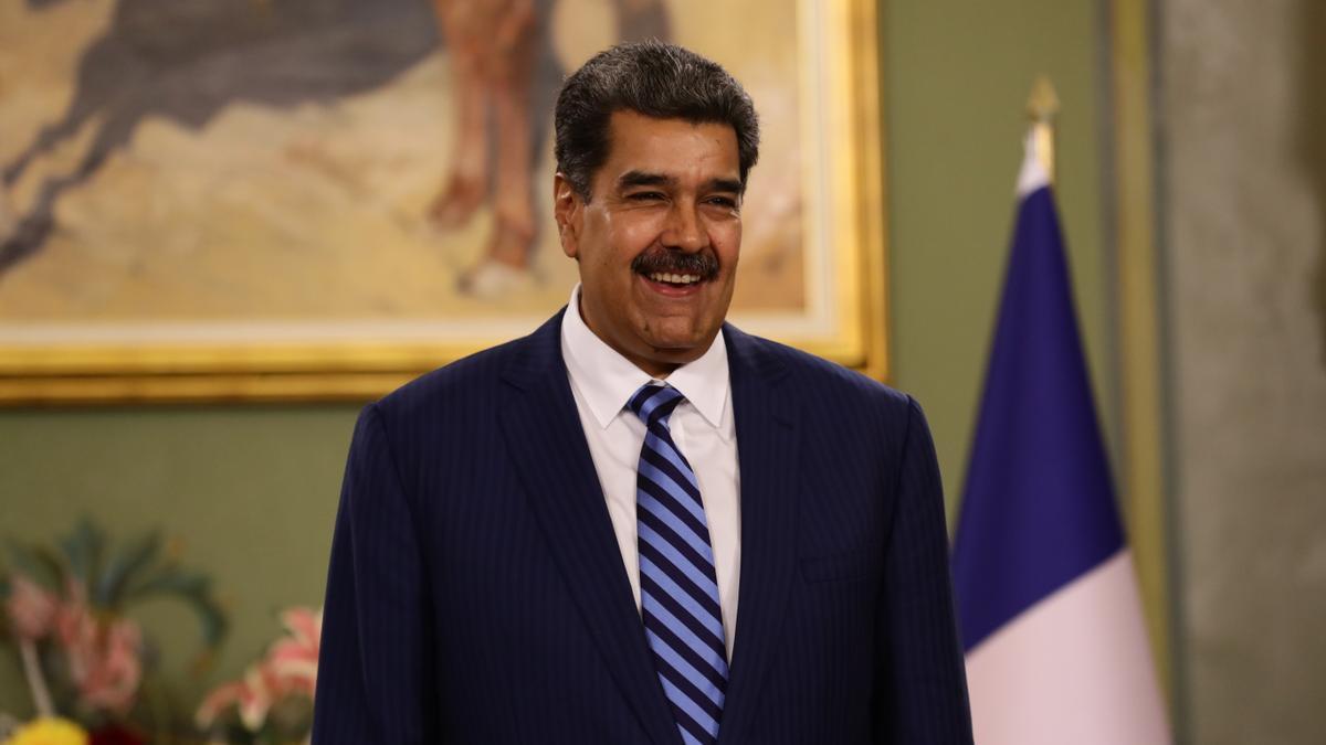 España rechaza extraditar a un funcionario acusado por Venezuela de participar en un complot contra Maduro.