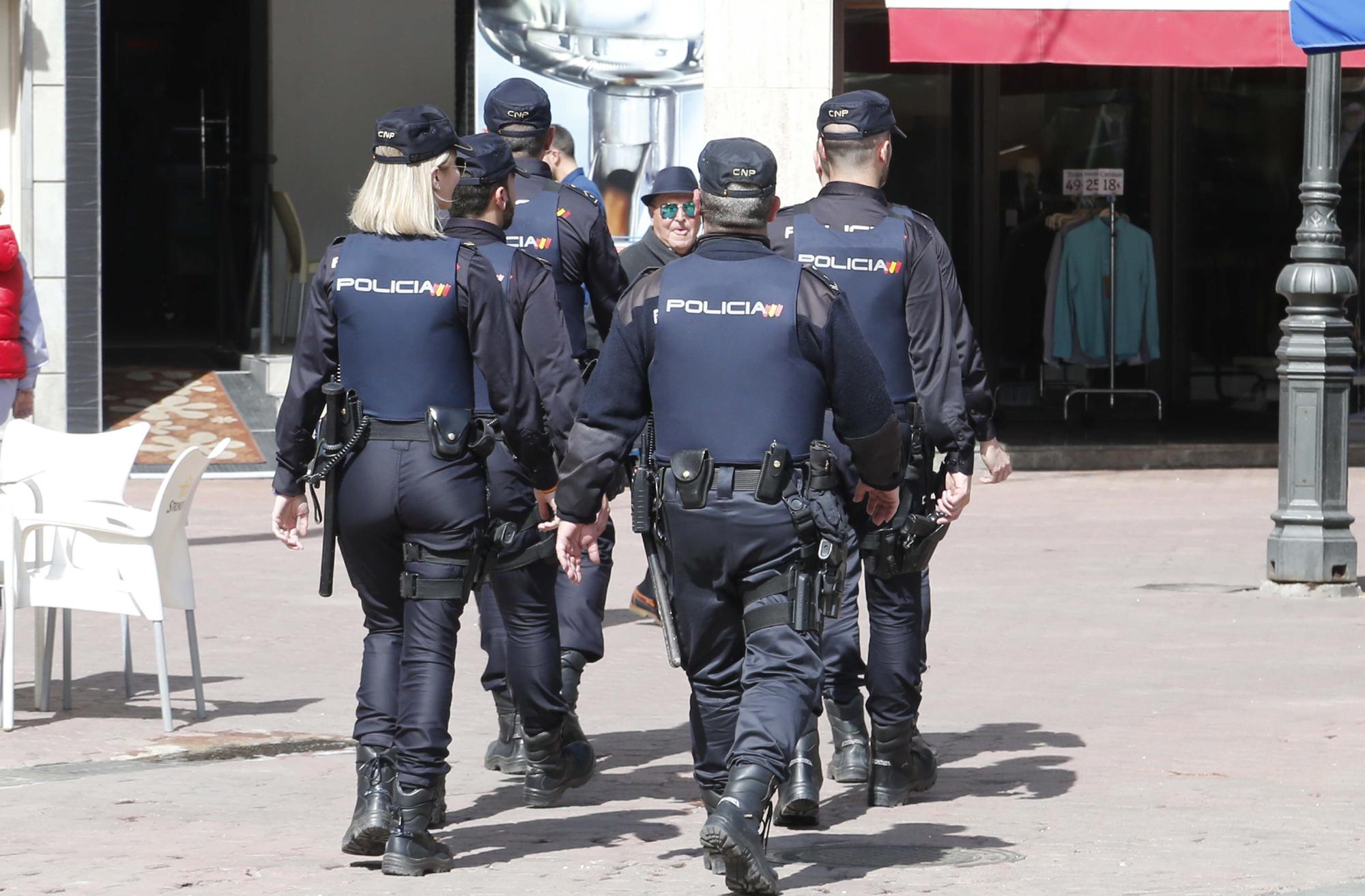 Liberan en Alzira y Xàtiva a ocho víctimas de explotación sexual que vivían  hacinadas en colchones en el suelo