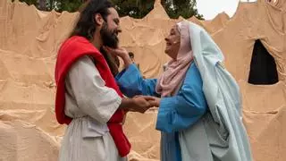María y Jesús, madre e hijo en la vida real en Benetússer