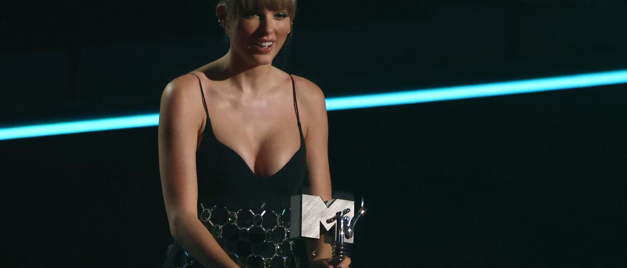 Taylor Swift, sobre su expareja: "Me dejó con todas mis partes rotas"