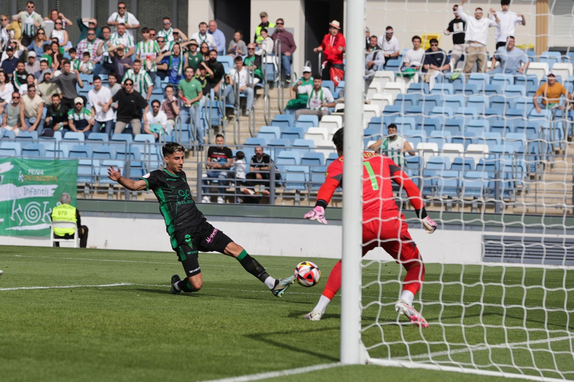 Real Madrid Castilla-Córdoba CF: las imágenes del partido en el Alfredo Di Stéfano