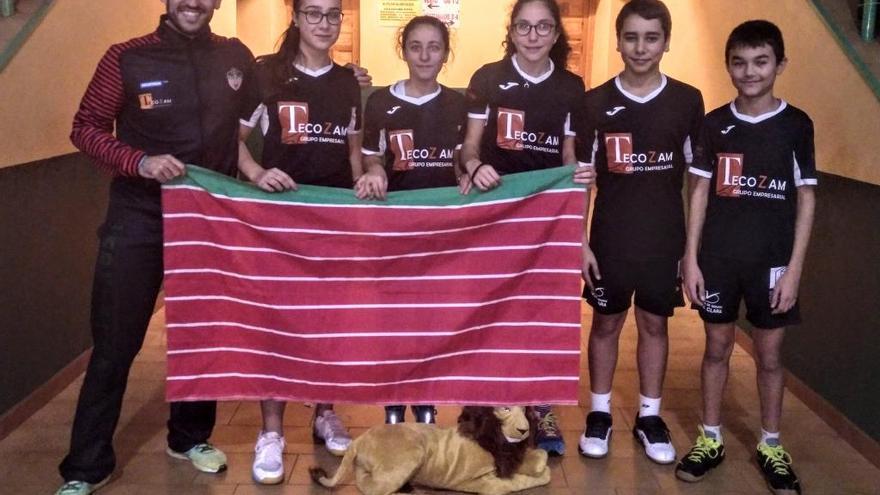 Equipo del Bádminton Zamora.