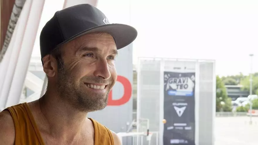 Entrevista a Chris Sharma, escalador de referencia en el festival Graviteo