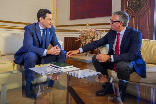 El Parlament andalús obre la legislatura sense un acord entre el PP i Vox