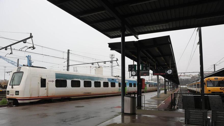 La CGT se desmarca del acuerdo con el resto de sindicatos y mantiene la huelga de trenes en Galicia