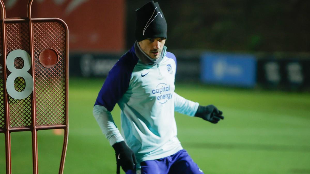 Griezmann, en un entrenamiento con el Atlético