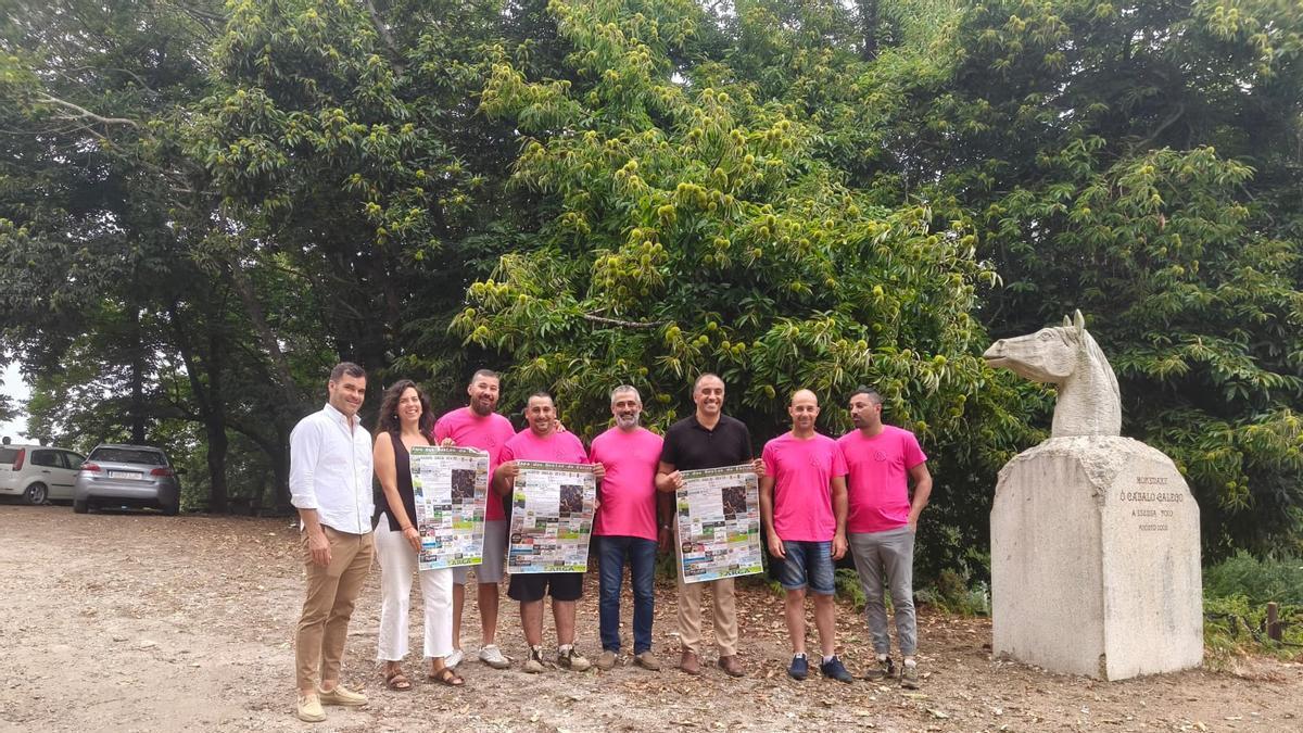 Presentación de la Rapa das bestas da Escusa en las inmediaciones del curro de San Ramón.