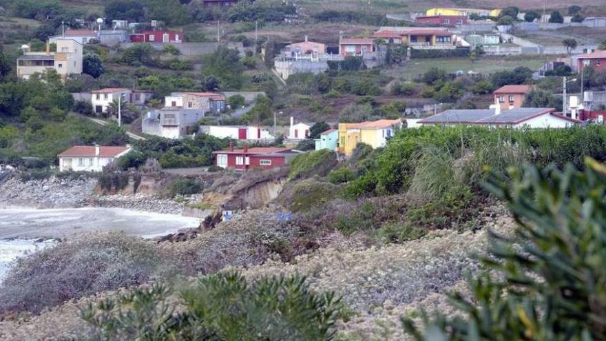 Viviendas del puerto de Suevos que estarían afectadas por la construcción del poliducto.