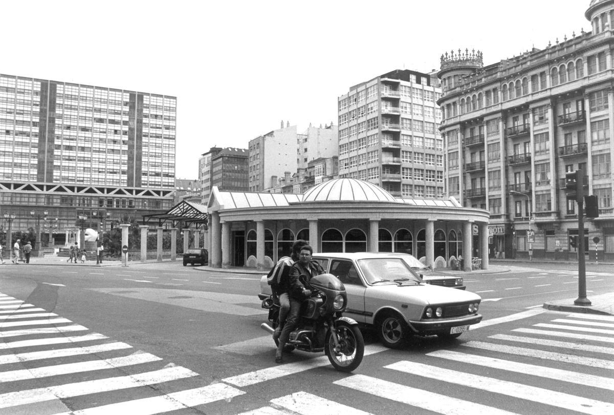 La plaza de Pontevedra en 1989, después de su segunda remodelación.