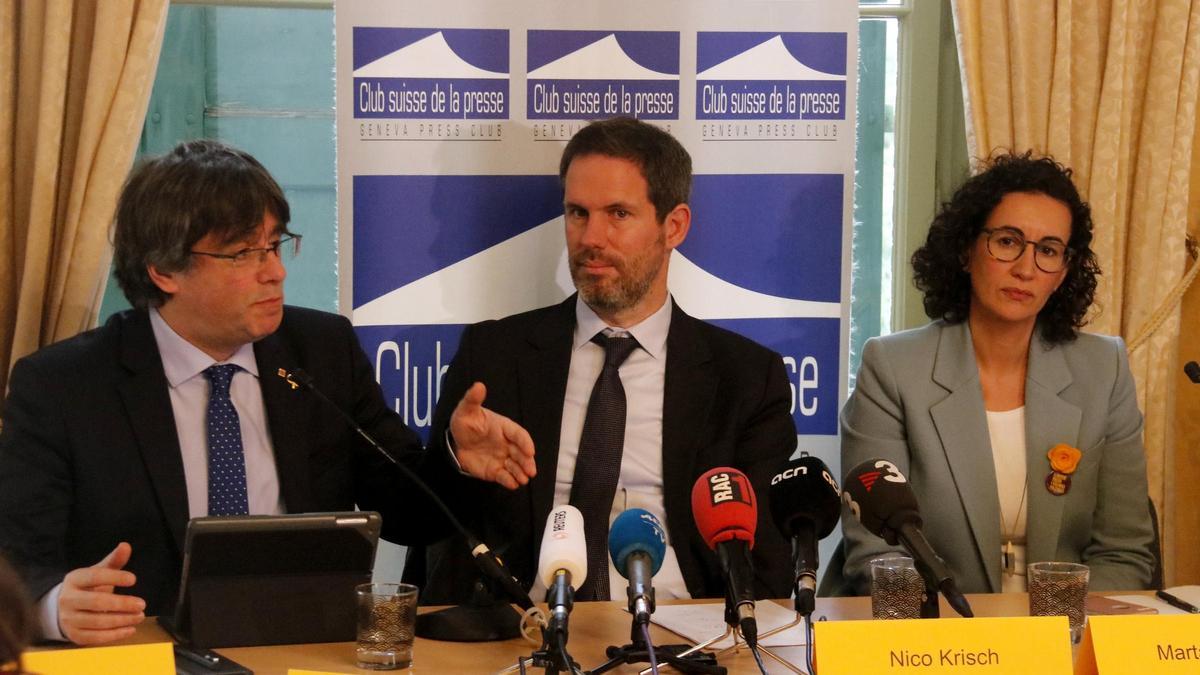 Carles Puigdemont i Marta Rovira, amb l'advocat Nico Krisch a Ginebra, el 20 de desembre de 2018