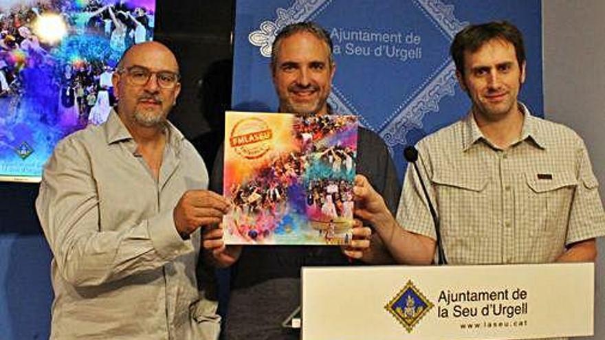 L&#039;alcalde de la Seu, Jordi Fàbrega, al mig, en la presentació de la festa