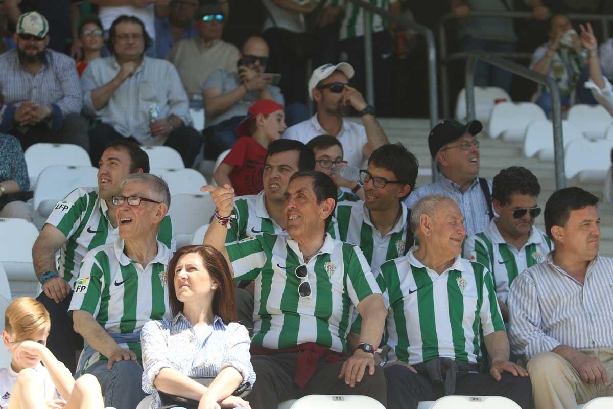 Así vivió la afición la derrota del Córdoba ante el Huesca