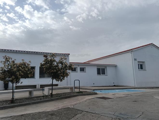Galeria | Oliva de Plasencia inaugura su primera residencia de mayores, un hito para el municipio
