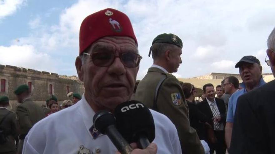 Més de 300 persones juren bandera al Castell de Figueres