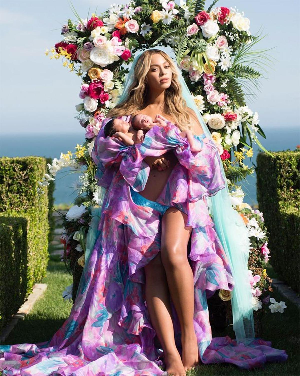Las fotos con más 'likes' de Instagram: #4 los gemelos de Beyoncé
