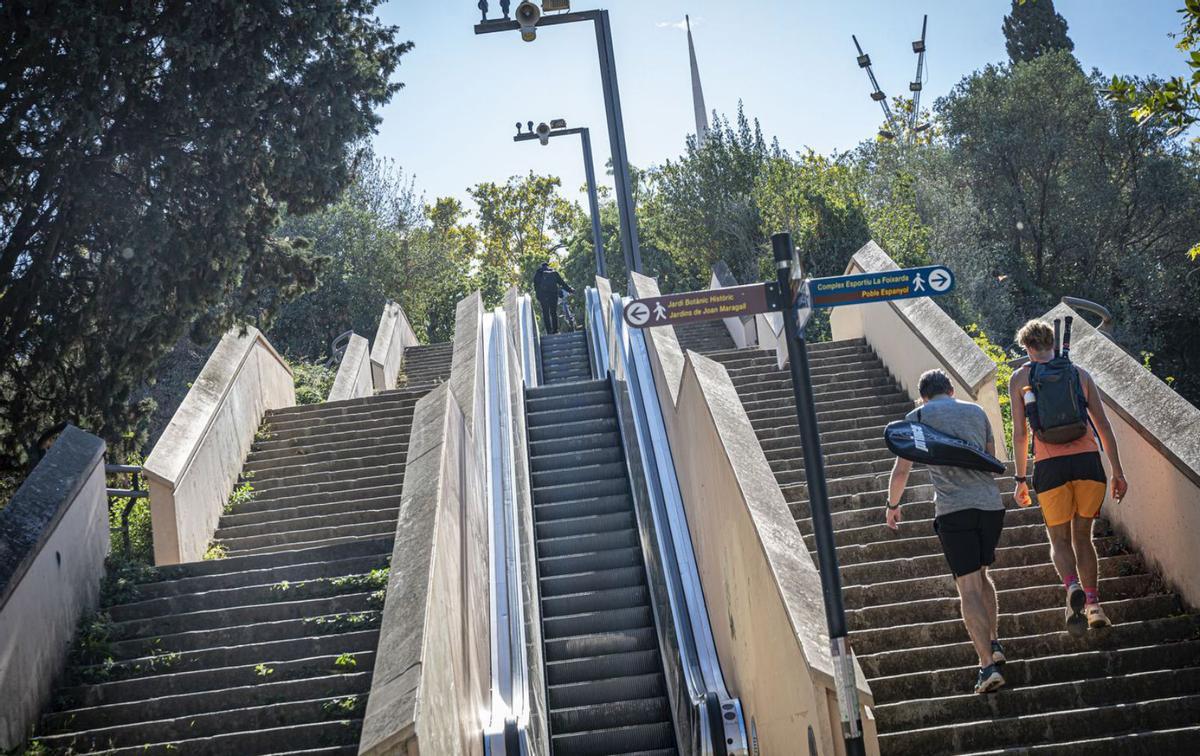 La renovació de les escales de Montjuïc comença pel Poble-sec