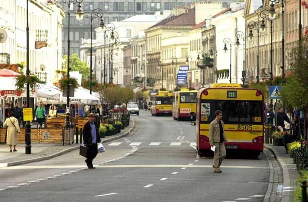 En las calles de Varsovia es muy típico ver circular a los tranvías.