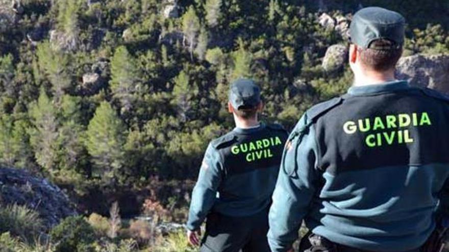 Rescatan a una senderista con una pierna fracturada en Las Nogaledas