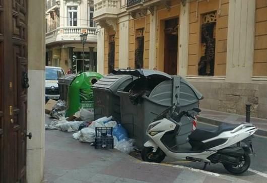 Basura en las calles de Alicante