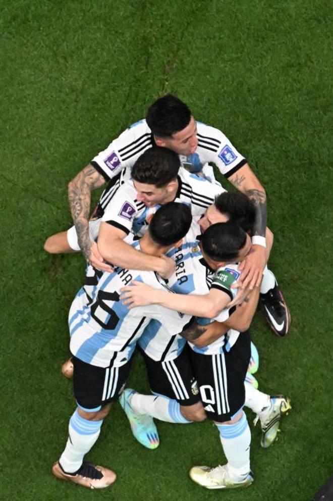 El gol de Messi ante México en el Mundial y la celebración de Argentina