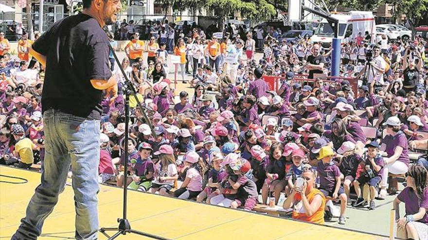 1.600 escolares reivindican el papel de la ciudad contra el ‘bullying’