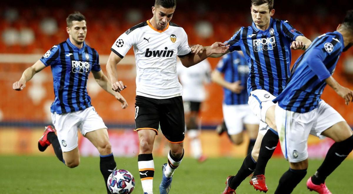 Ferran, disputando la Champions League con la camiseta del Valencia CF | EFE