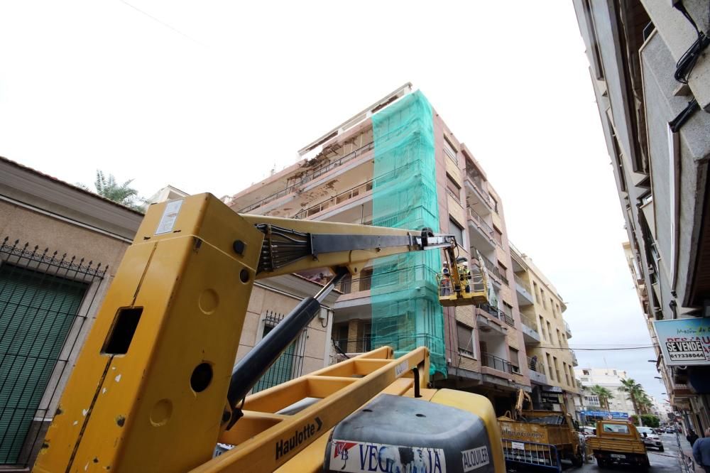 El Ayuntamiento de Torrevieja ha anunciado la adjudicación del derribo del edificio La Ballena más de diez años después de que se ordenara su desalojo por peligro de ruina