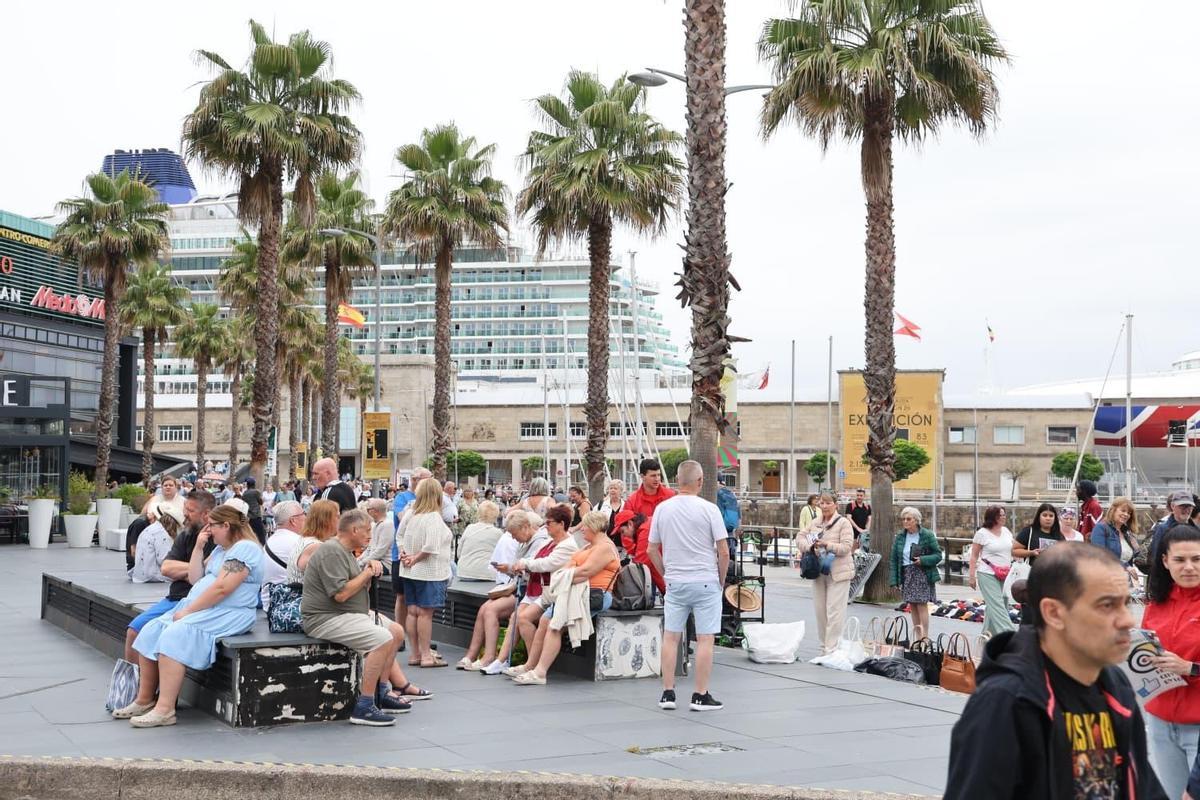 Vigo recibe a más de 9.000 pasajeros británicos en la doble escala de los cruceros Iona y Ventura