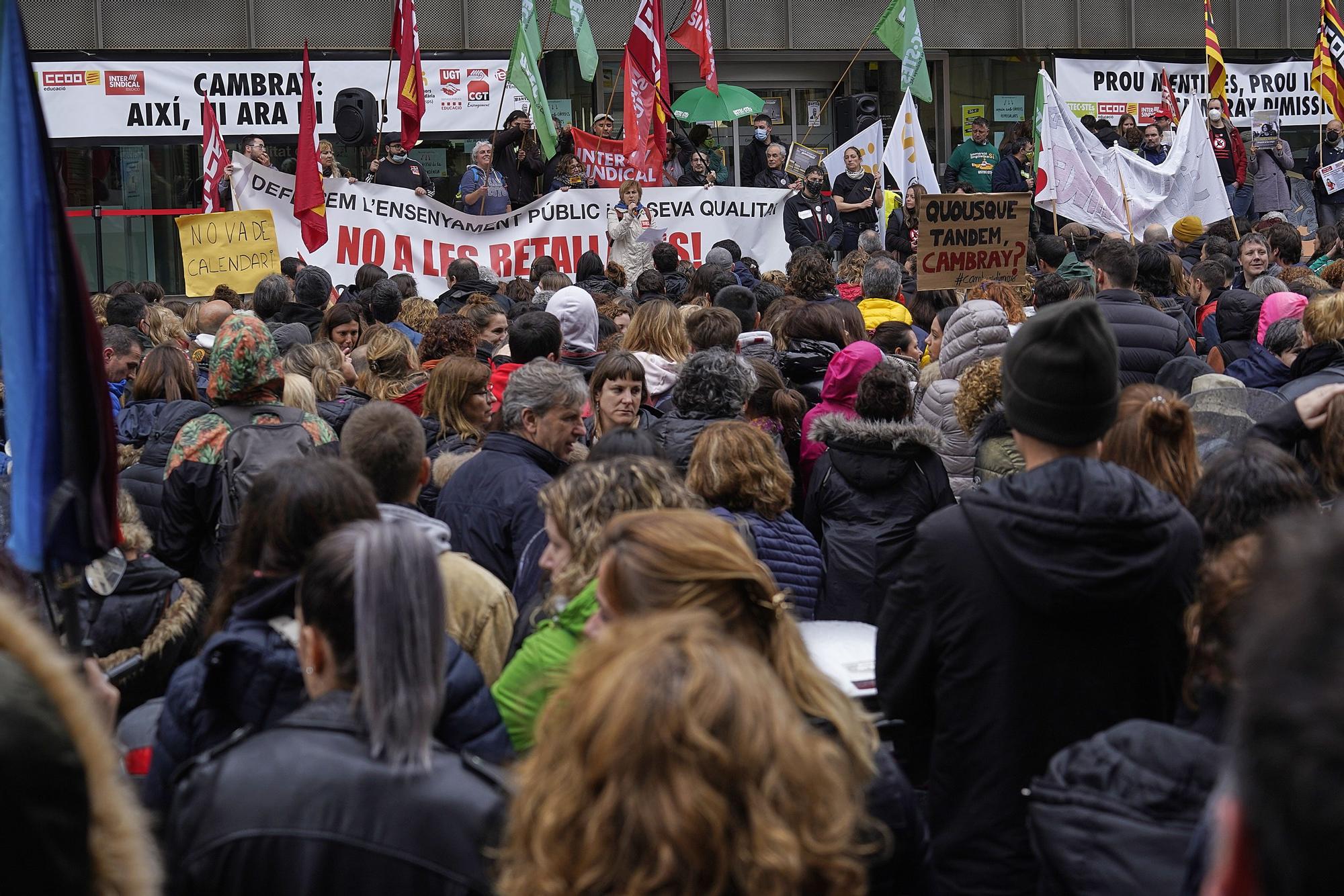 Manifestació del professorat en contra del Departament d'Educació a Girona