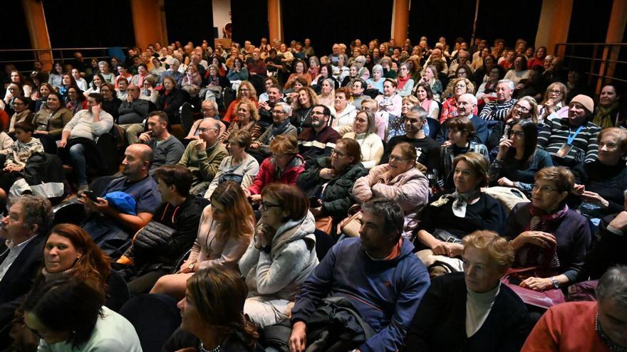 Café Quijano actúa en el Principal en un ‘show’ de Cadena Dial