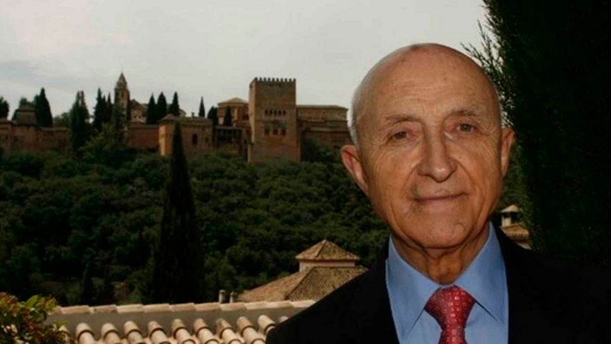 Obituario: Fallece el cura al que el Papa perdonó por teléfono