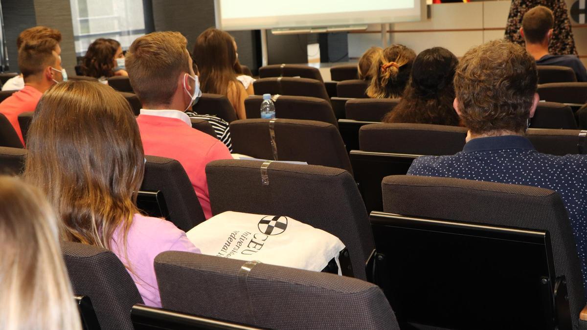 Inicio del curso escolar en el CEU de Elche