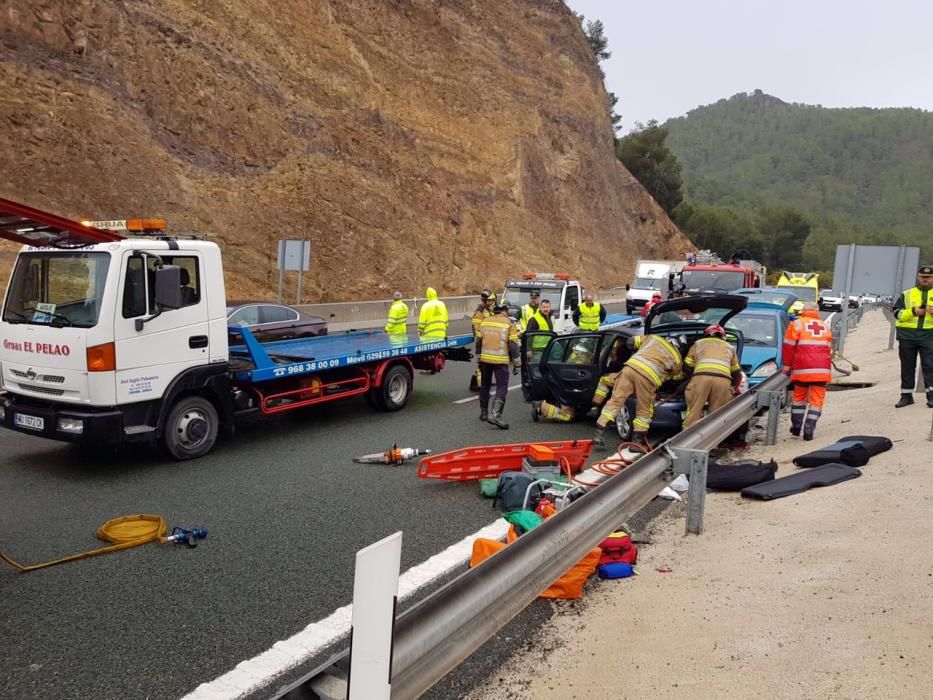 Accidente múltiple en el Puerto de la Cadena