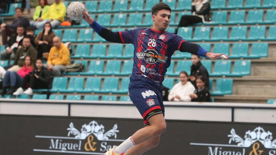 Adrián Bernárdez es uno de los jugadores que causará baja en el Luceros.