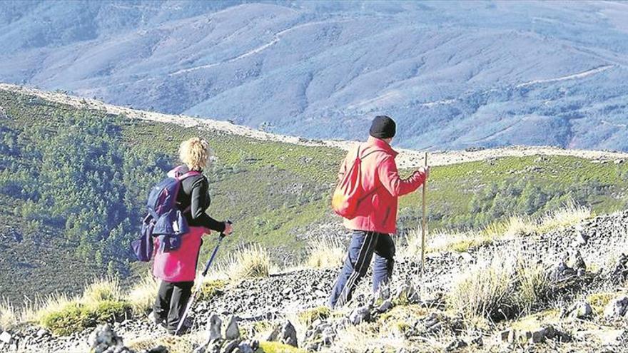 La ruta del Esperabán recorre el paisaje otoñal de Las Hurdes